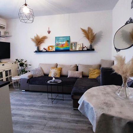 Sweet Home R&M Split Bagian luar foto